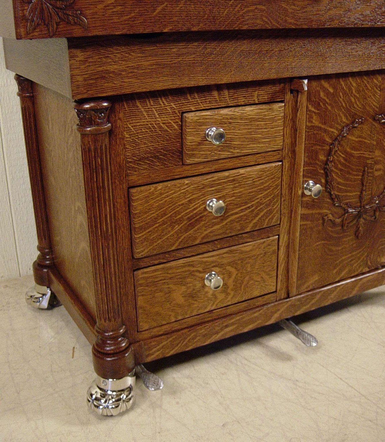 W.D. Allison Co. Oak Doctor's Examination Table Doug Schmitt Antiques