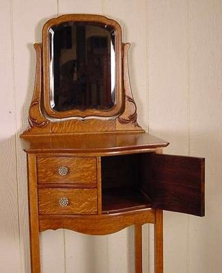 OAK SHAVING STAND
