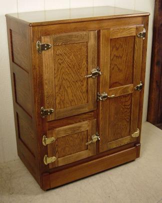 Oak 3-Door Ice Box