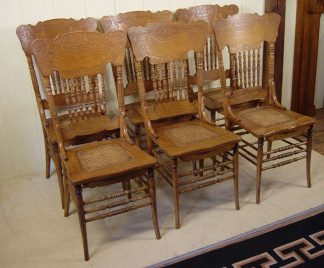 Set of 6 Oak Press back / Spindle back chairs