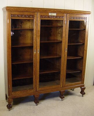 Oak 3-Door Bookcase