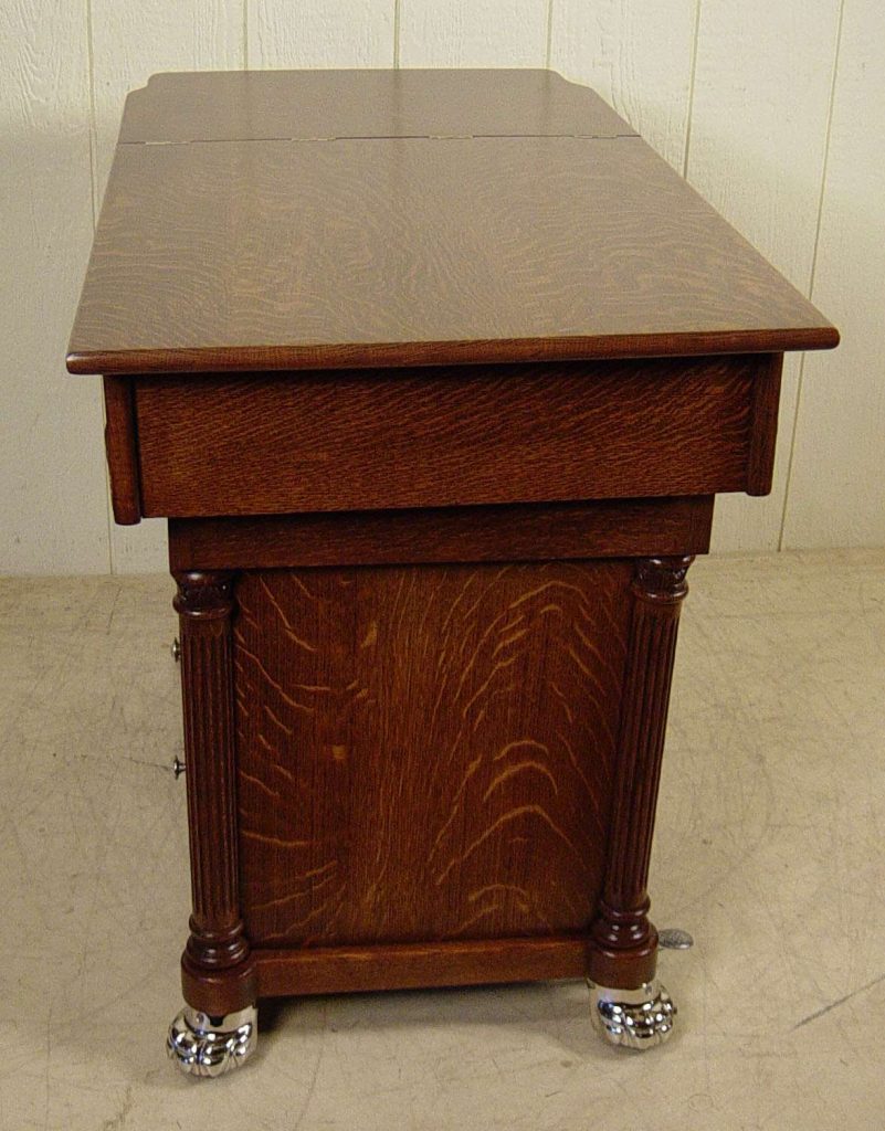 W.D. Allison Co. Oak Doctor's Examination Table Doug Schmitt Antiques