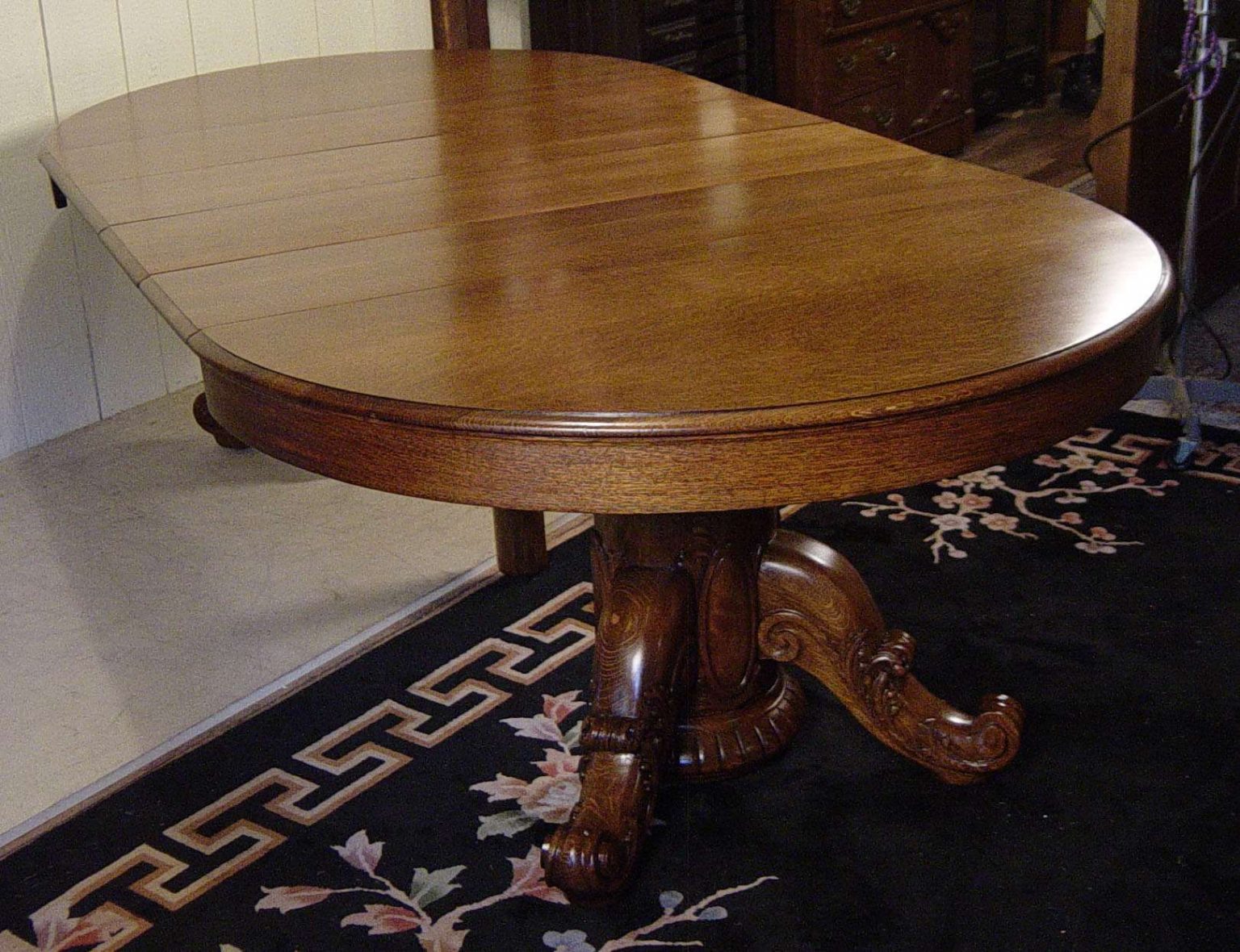 52" Round Victorian Oak Dining Room Table with 4 leaves - Doug Schmitt Antiques