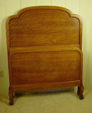 Rare Twin Size Oak Bed