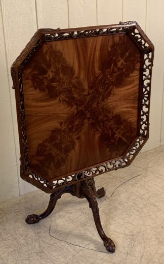 Great Mahogany Tilt-Top Table