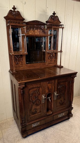 W.E. Hall & Co. Quaker City Refrigerator Oak Parlor Ice Box