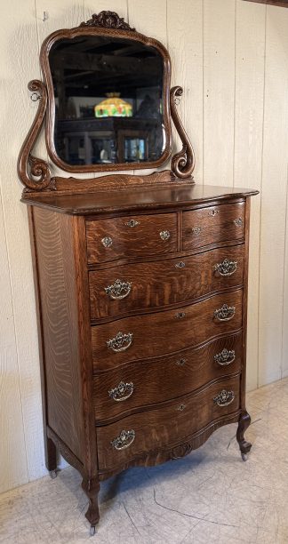 Oak Serpentine Chest of Drawers with mirror