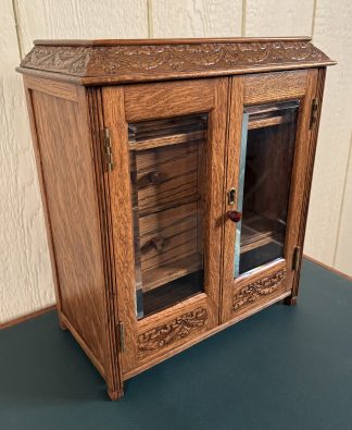 Small Counter Top Oak Cigar Cabinet