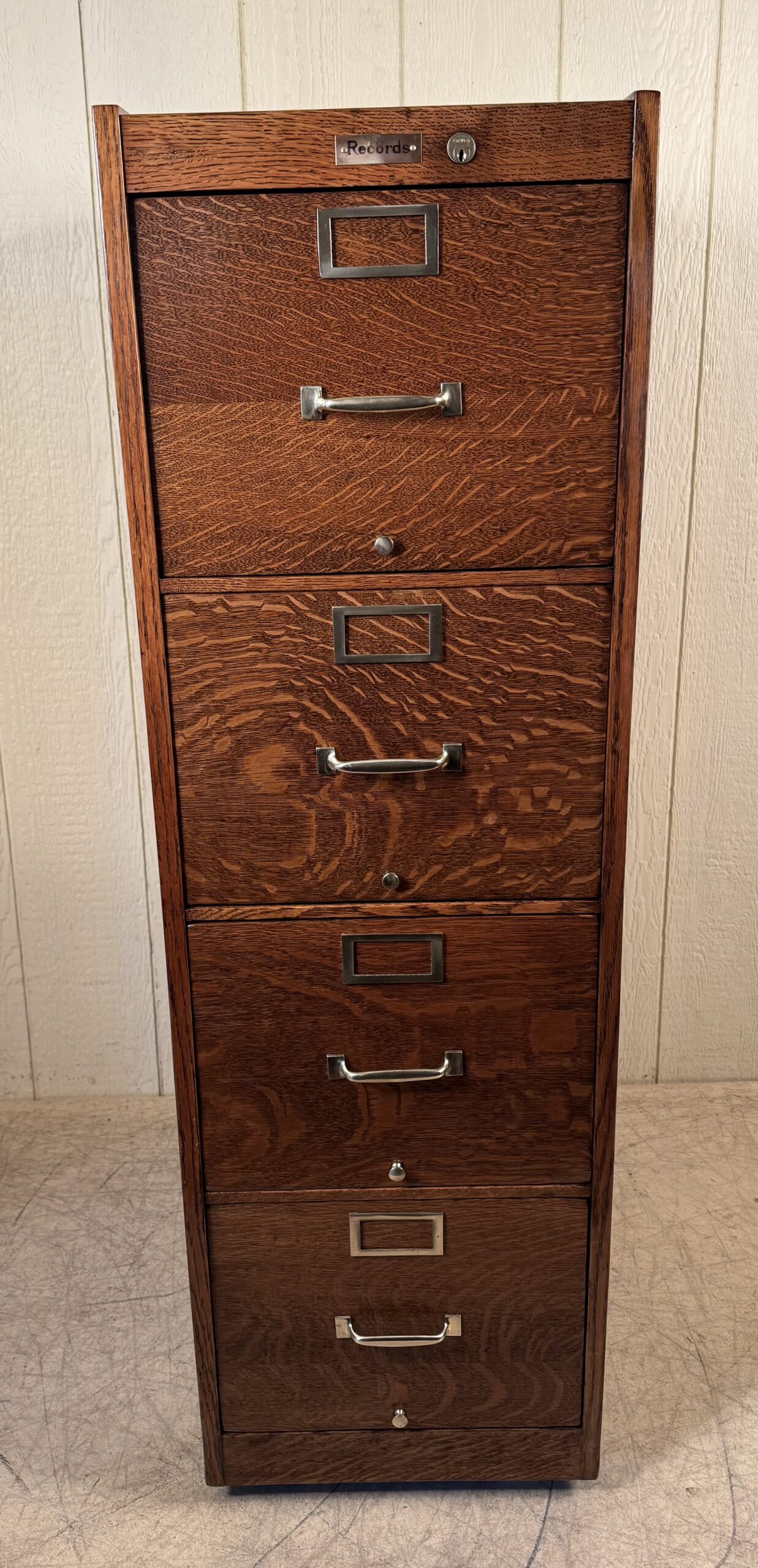 Globe Wernicke Oak 4-Drawer File Cabinet - Image 2
