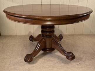48" Round Hastings Table Co. Oak Table with 5 original leaves