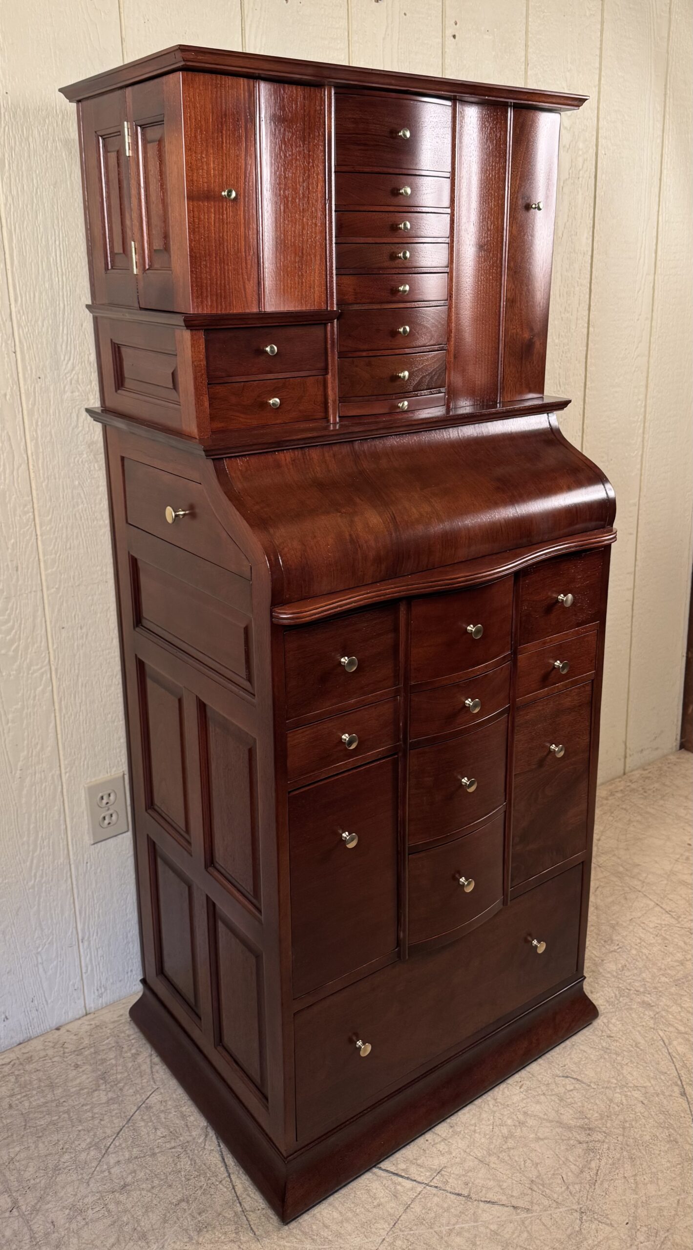 Ransom & Randolph Co. Deluxe Model Mahogany Dental Cabinet #35 - Image 4