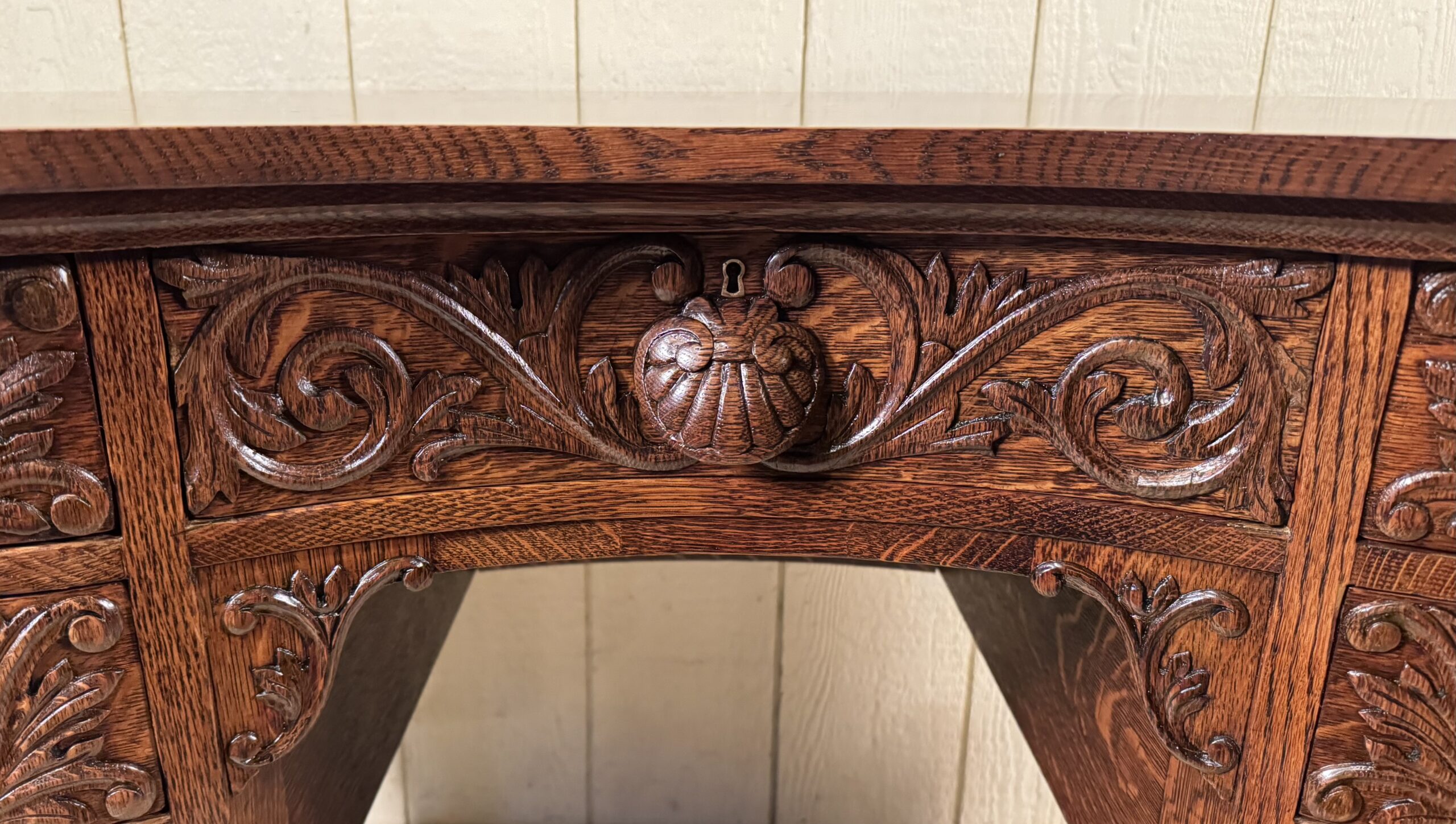 Large signed "R.J. Horner & Co. Oak Kidney Desk - Image 10