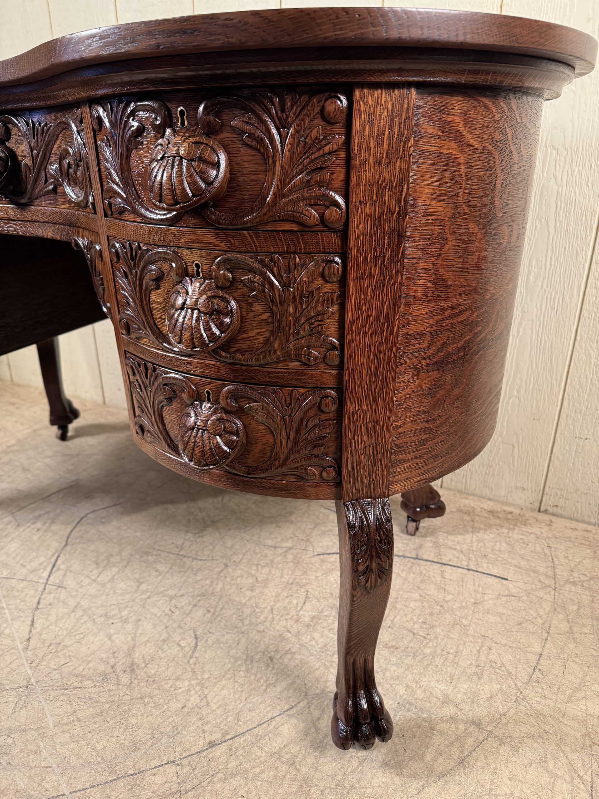 Large signed "R.J. Horner & Co. Oak Kidney Desk - Image 11